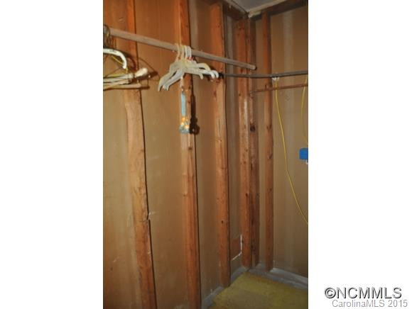 63 Louis Drive - Photo 14