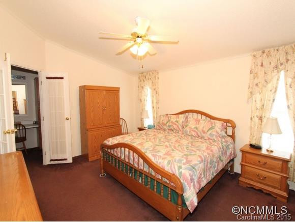 281 BOLTON COURT - Photo 14