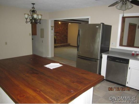 33 Imperial Court - Photo 13