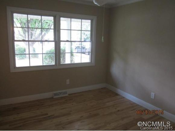 33 Imperial Court - Photo 16