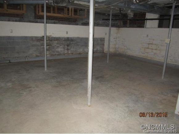 33 Imperial Court - Photo 20