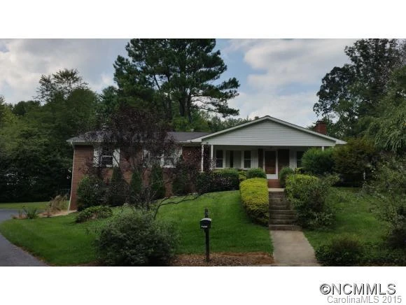 6 Crestview Court