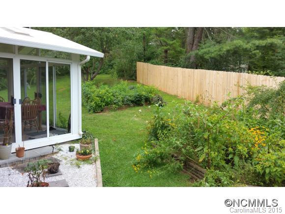 6 Crestview Court - Photo 13