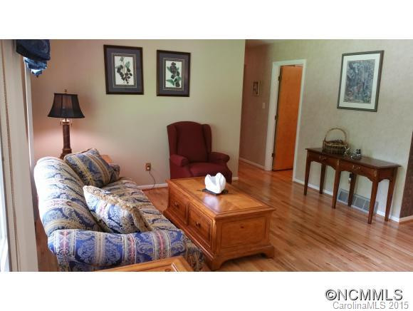 6 Crestview Court - Photo 5