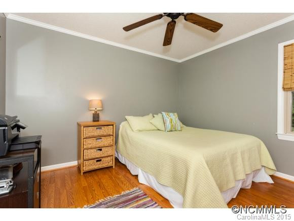 7 Crestview Court - Photo 11