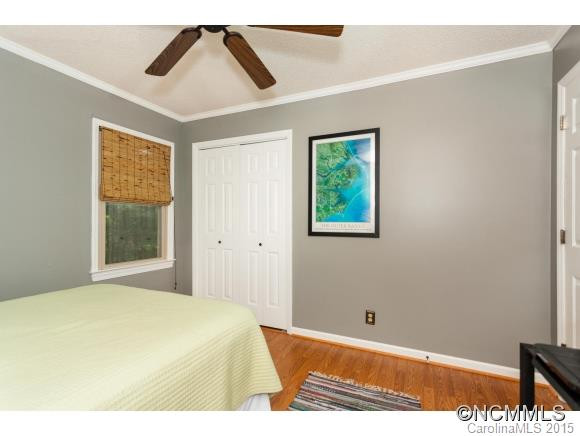 7 Crestview Court - Photo 12