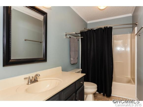 7 Crestview Court - Photo 20