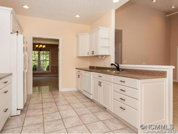 312 Sweetbriar - Photo 4