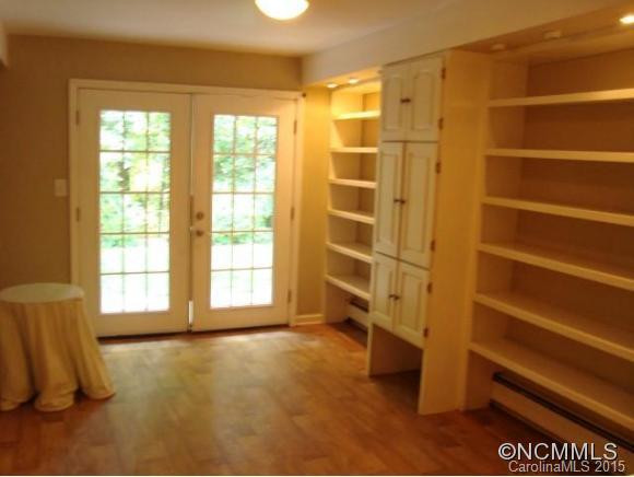 161 Melrose Avenue - Photo 2