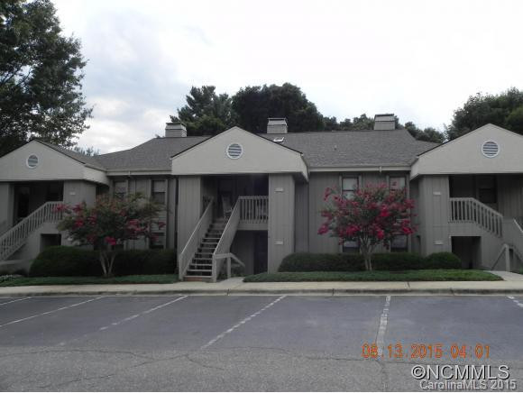 1003 Abbey Circle