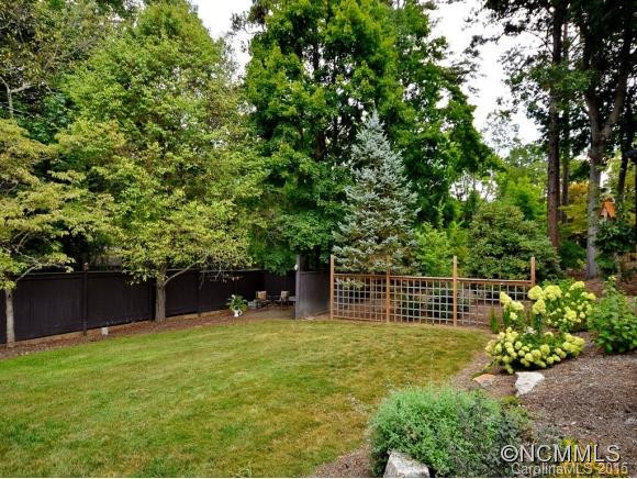 10 West Kensington Road - Photo 24