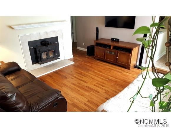 65 Riddle Road - Photo 3