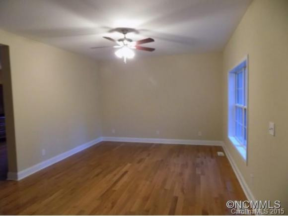 1013 Old Mountain Page Road - Photo 2