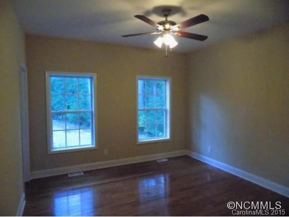1013 Old Mountain Page Road - Photo 9