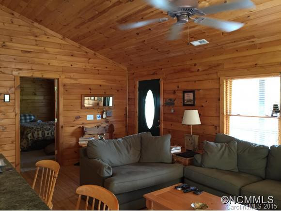 431 Cross Creek Drive - Photo 2