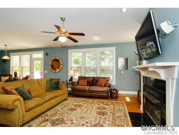 104 Harrop Dun Court - Photo 9