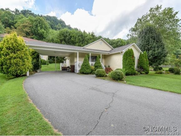 53 GARDEN Court - Photo 24