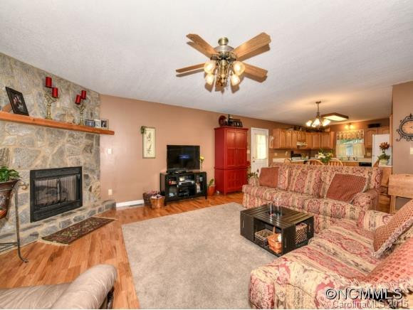 53 GARDEN Court - Photo 7