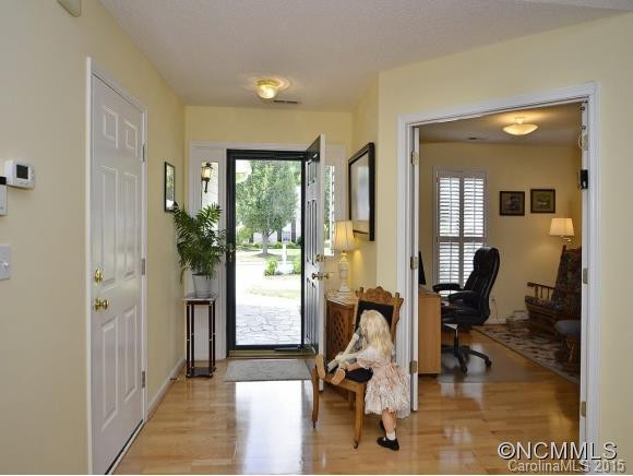 11 RED BARN LANE - Photo 3