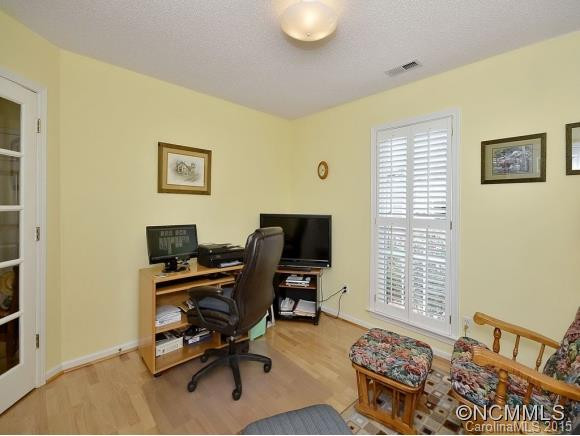 11 RED BARN LANE - Photo 4