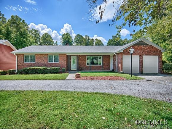 240 HOOPERS CREEK RD - Photo 2