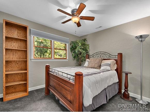 240 HOOPERS CREEK RD - Photo 11