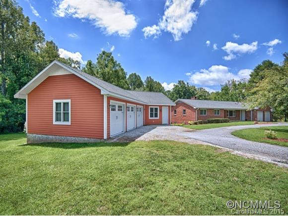 240 HOOPERS CREEK RD - Photo 24