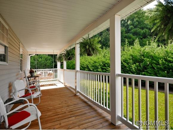 1721 Allens Creek Road - Photo 2