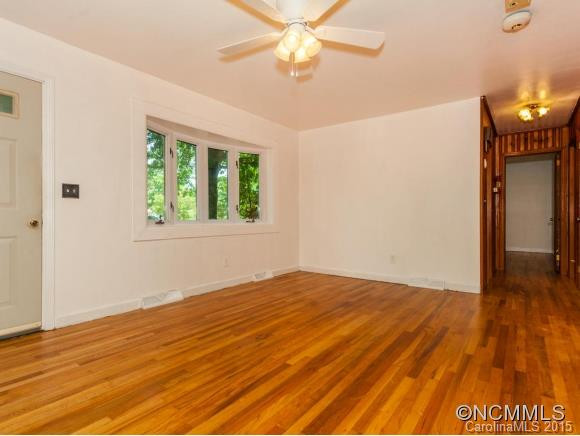 105 Dellwood Ave - Photo 6