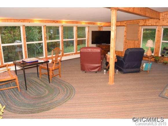 53 Providence Road - Photo 10