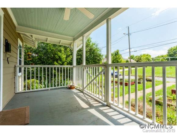79 Baker Avenue - Photo 2