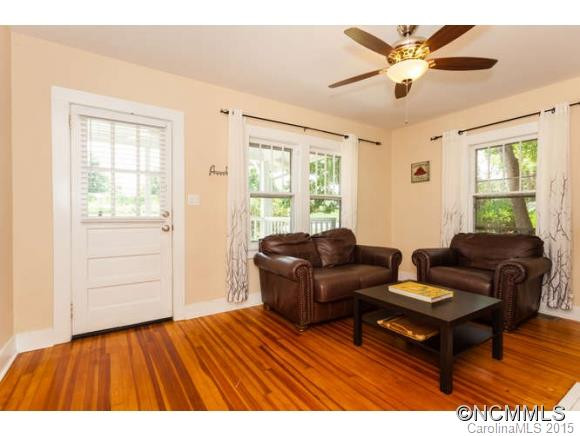 79 Baker Avenue - Photo 3