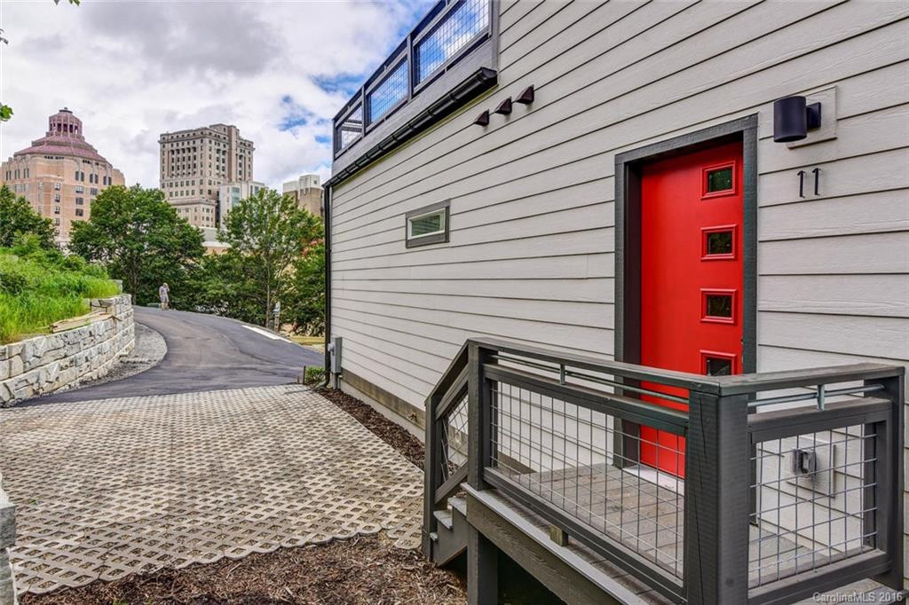 11 Hazzard Street - Photo 3