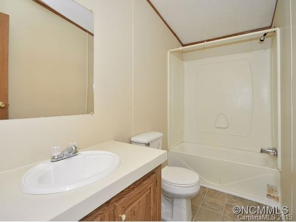 103 OLD LEICESTER RD - Photo 10