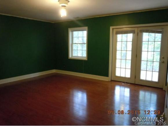 760 Redfield Drive - Photo 11