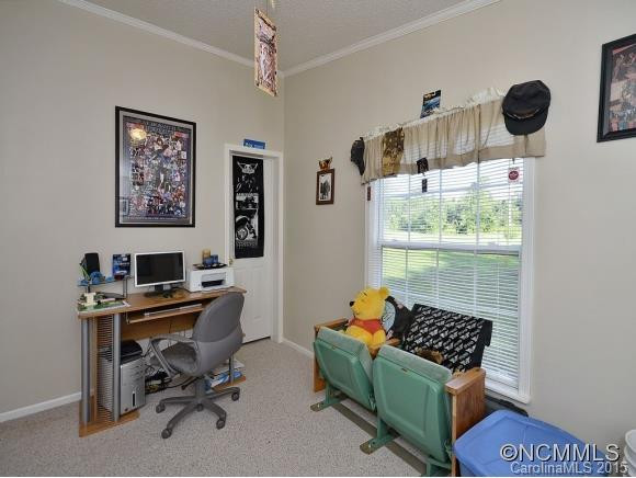 325 RIDGEWAY DRIVE - Photo 15