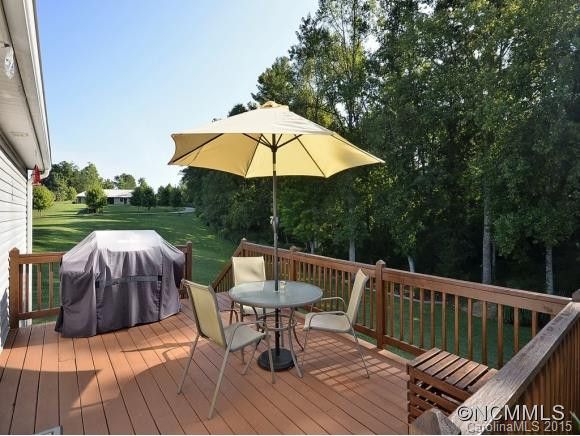 325 RIDGEWAY DRIVE - Photo 10