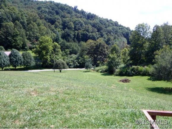 215 GREEN MEADOW LANE - Photo 13