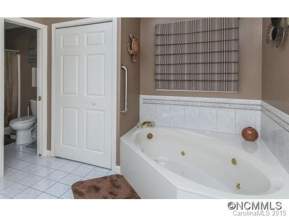 303 Scenic View Knoll - Photo 12