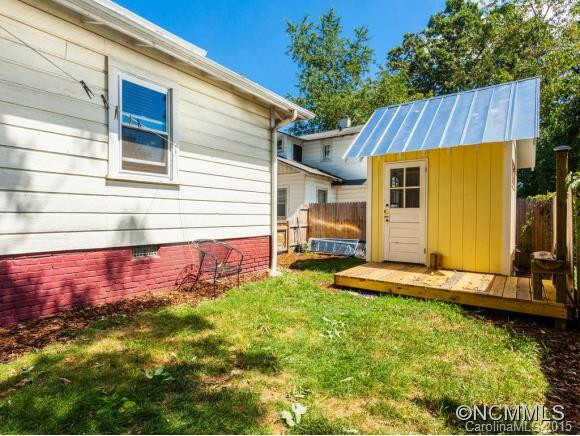 34 Majestic Avenue - Photo 16