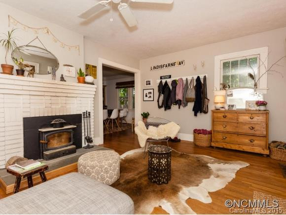 34 Majestic Avenue - Photo 3