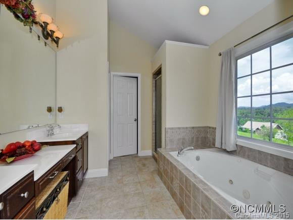 58 SAGE DRIVE - Photo 16