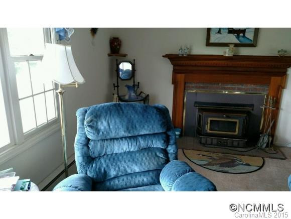 147 Foothills - Photo 10