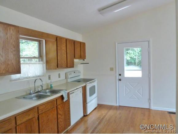 788 Enka Lake Road - Photo 3