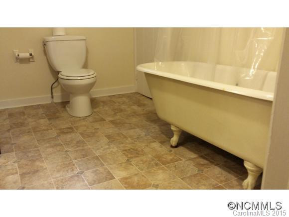 2502 Highway 176 - Photo 12