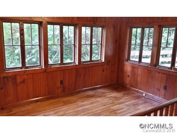 2502 Highway 176 - Photo 9
