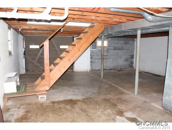 145 Pine Avenue - Photo 12