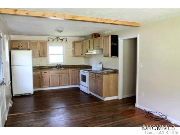 145 Pine Avenue - Photo 4
