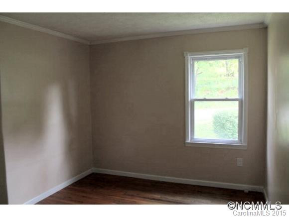 145 Pine Avenue - Photo 9