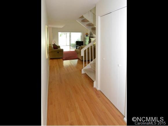102 Crowfields Drive - Photo 3